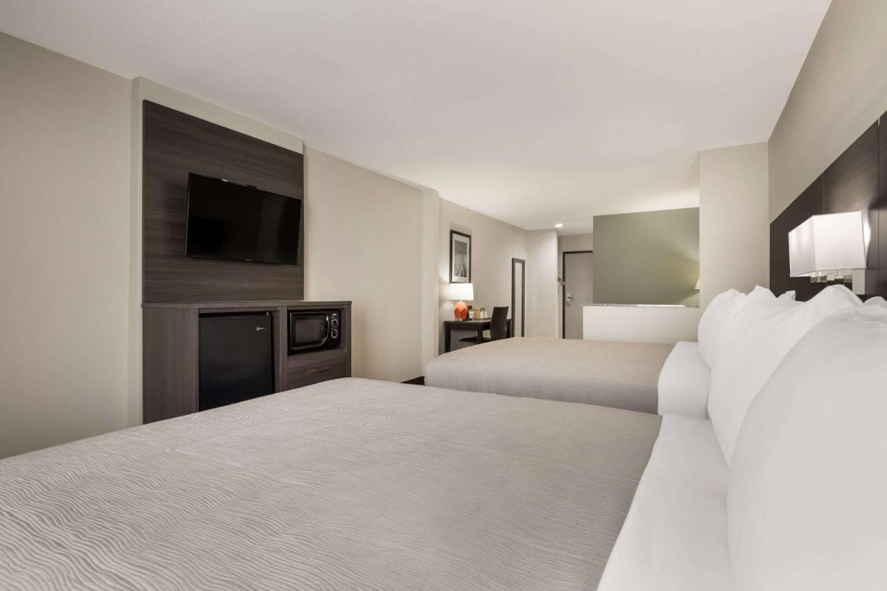 Quality Suites I-44 Tulsa Extérieur photo