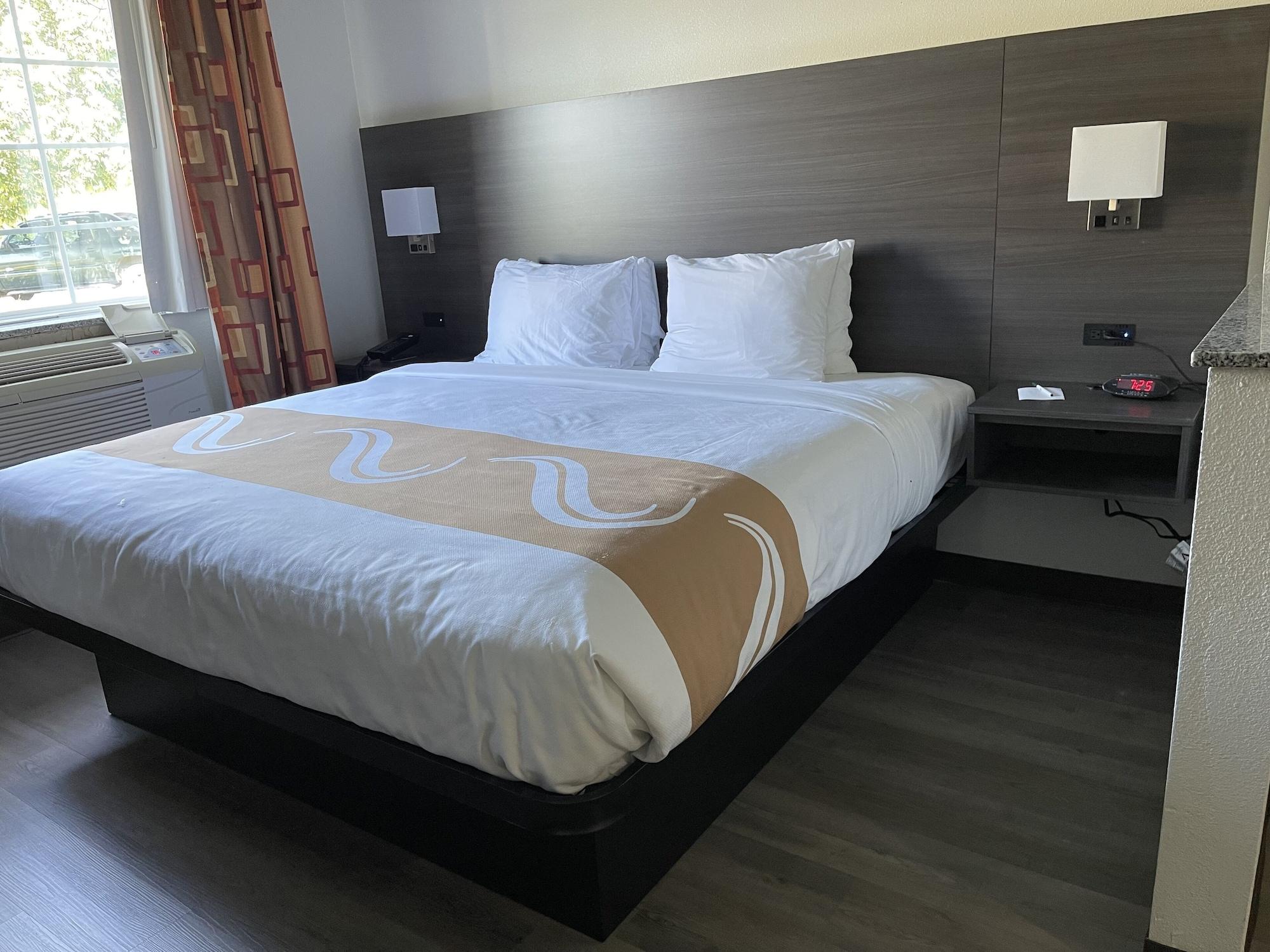 Quality Suites I-44 Tulsa Extérieur photo